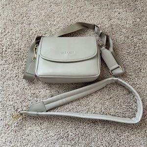 Maedn crossbody in fog